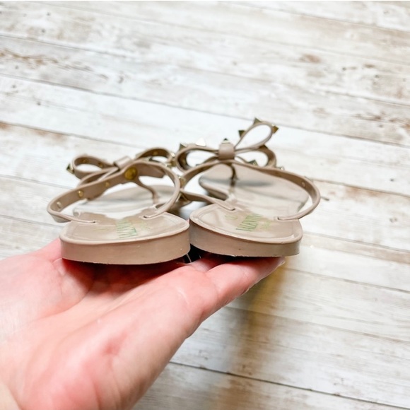 Valentino Rubber Rockstud Thong Sandal Poudre Size 38 US 8 - Picture 4 of 9